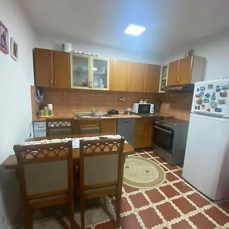 Traditional Tirana House Exterior photo