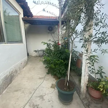 Traditional Tirana House Exterior photo